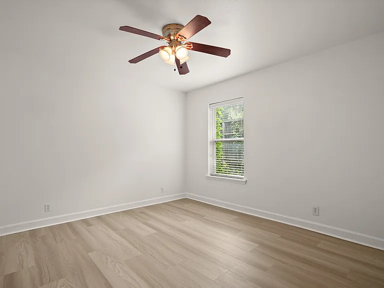 2020 S Congress Ave #A2102 — Photo 15