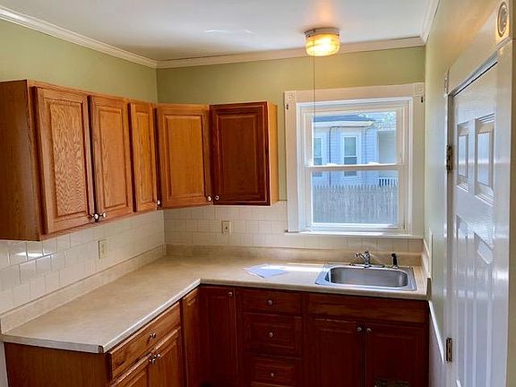 2nd image of 77 Bourne Ave