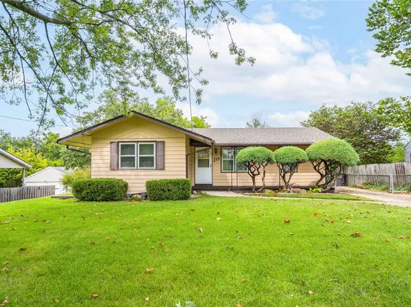 118 E Pleasant View Dr, Des Moines, IA 50315
