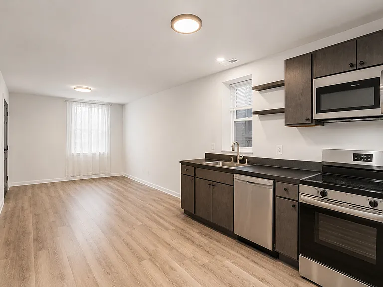 3316 S Morgan St #2R — Photo 3