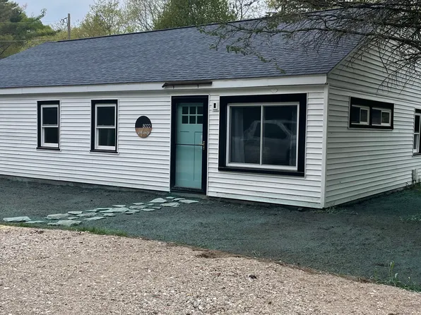 8022 Fruitvale Rd, Montague, MI 49437