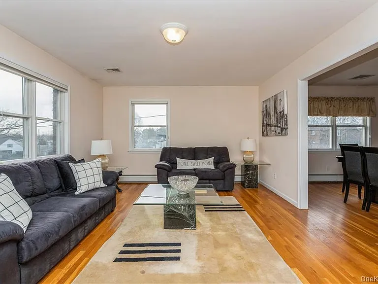 Victoria Ln — Photo 18
