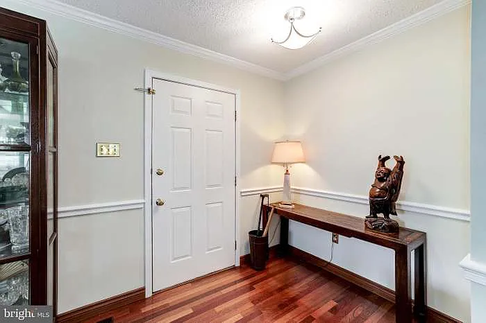 2708 E Side Dr — Photo 9