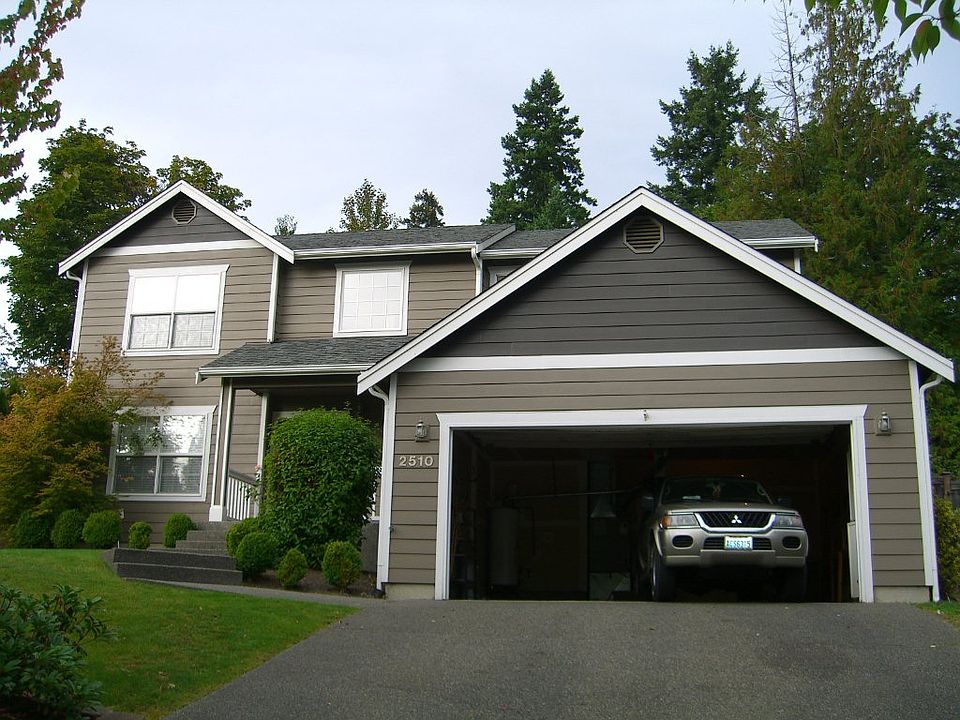 1st image of 2510 14th Street Pl SE