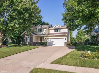 2002 NW 145th St, Clive, IA 50325