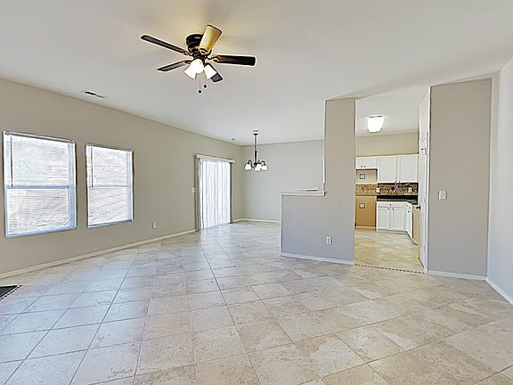 4th image of 1720 Hollybrook Ave