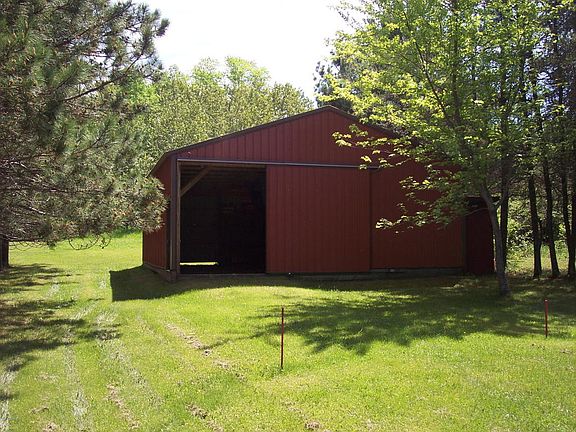 3rd image of 29738 Woodchuck Ln NE