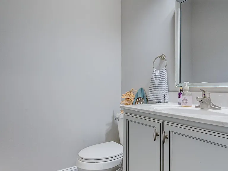 95 Ransom Dr — Photo 17