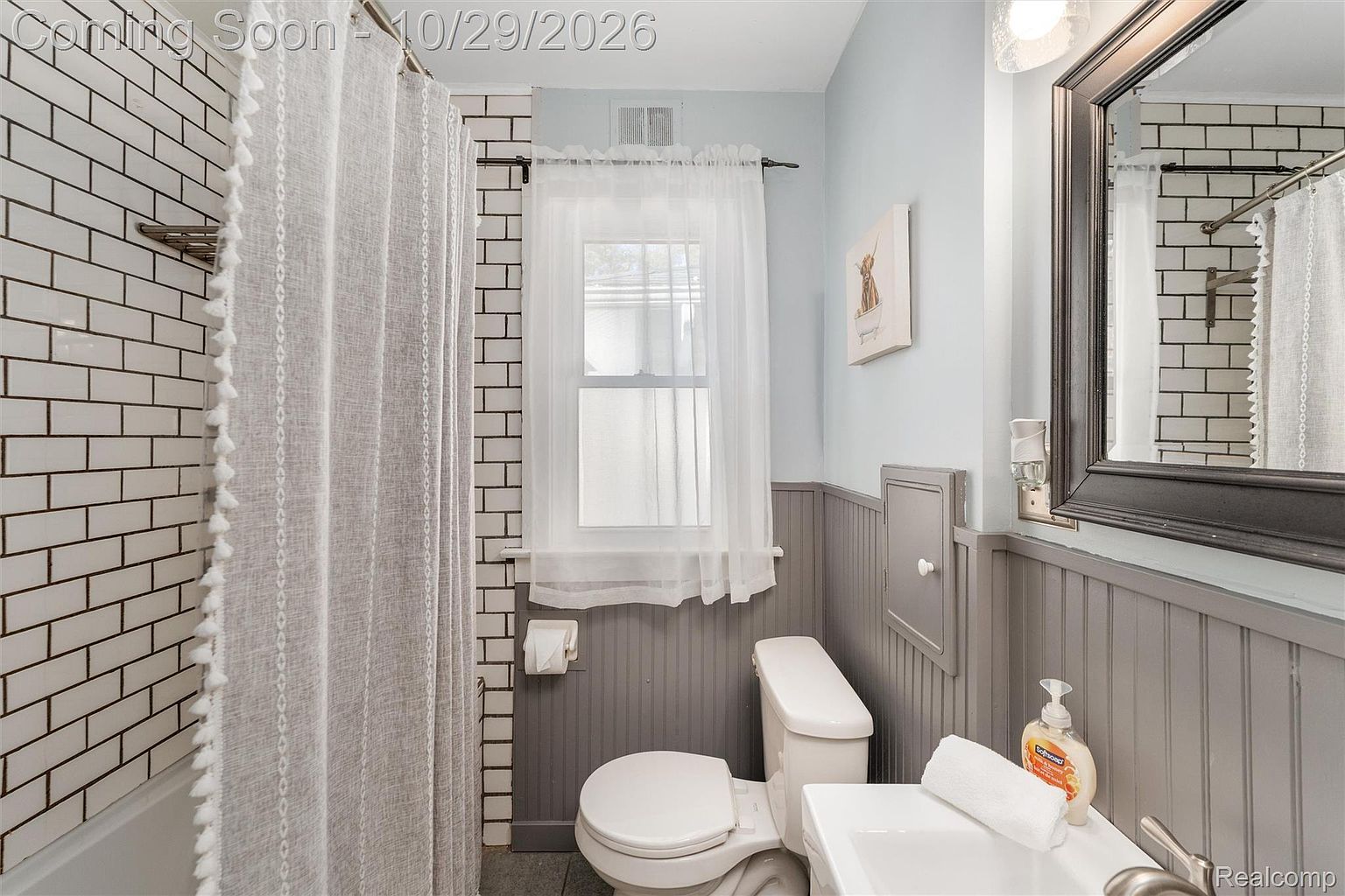 724 Gardenia Ave, photo 18