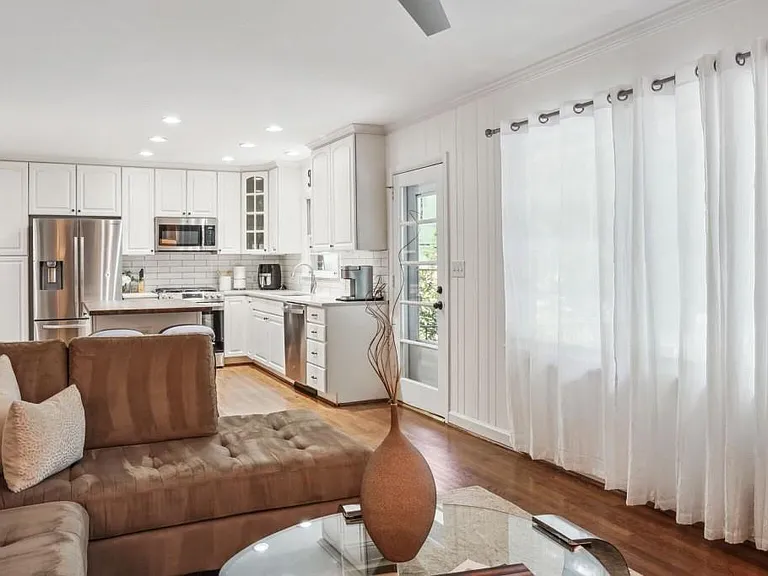 4379 Tree Haven Dr NE — Photo 17
