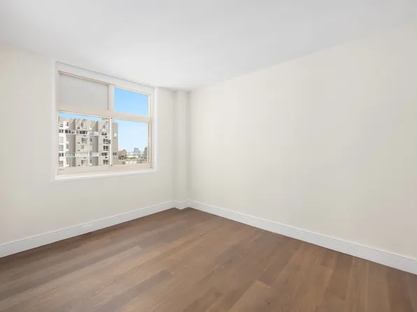 555 Main Street image 7 of 14