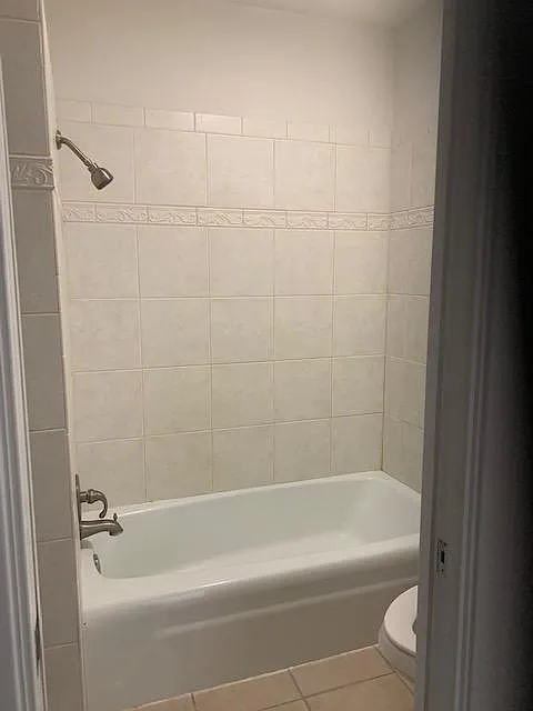 2 bed, 1075 sqft, $1,399 — Photo 2