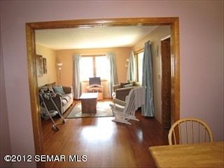 4th image of 227 W McKinley St