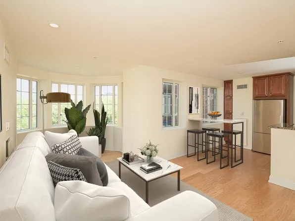 20 Chapel St APT C604, Brookline, MA 02446