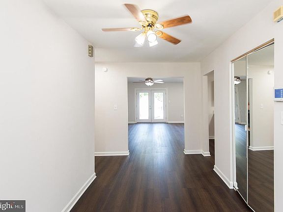 5th image of 103 Governors Ave