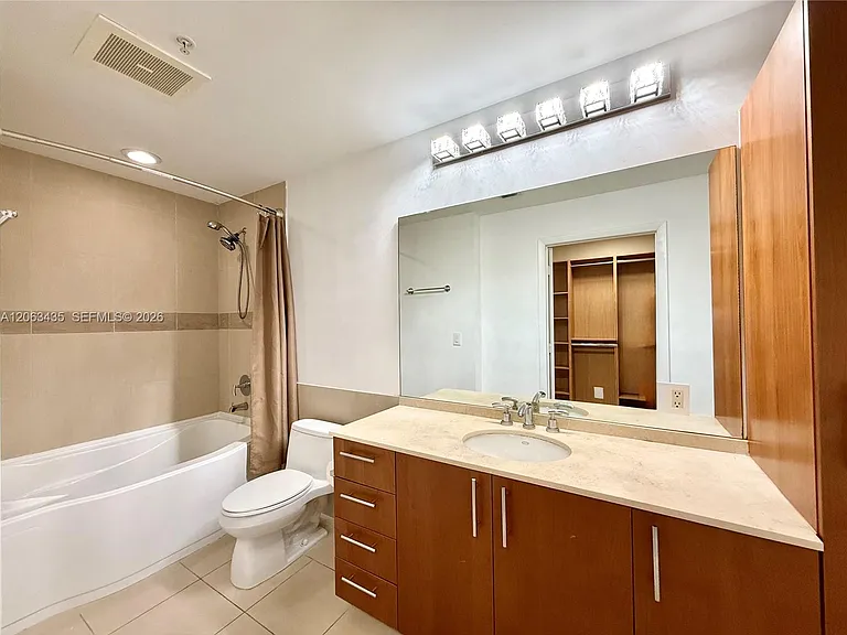 1945 S Ocean Dr #710 — Photo 21