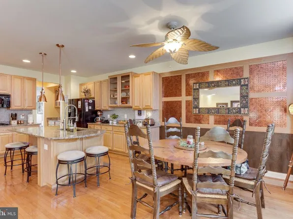 493 Belmont Bay Dr, Woodbridge, VA 22191