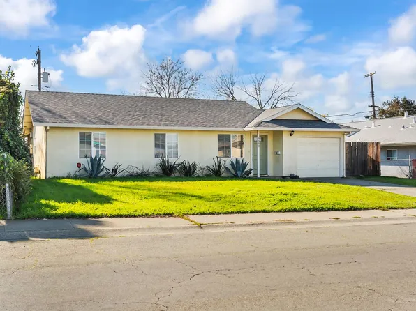 6353 La Cienega Dr, North Highlands, CA 95660