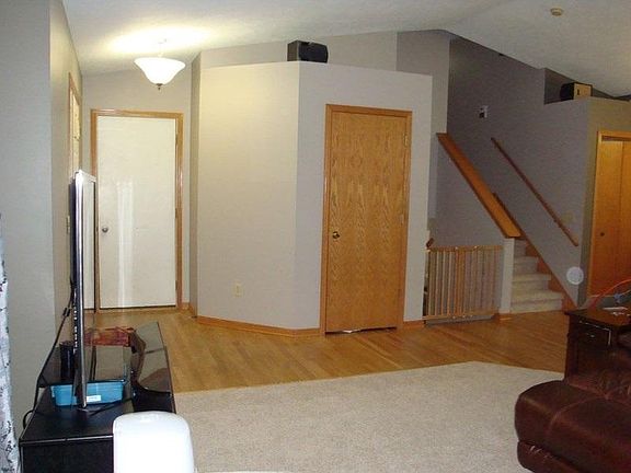 4th image of 620 Bentwood Dr