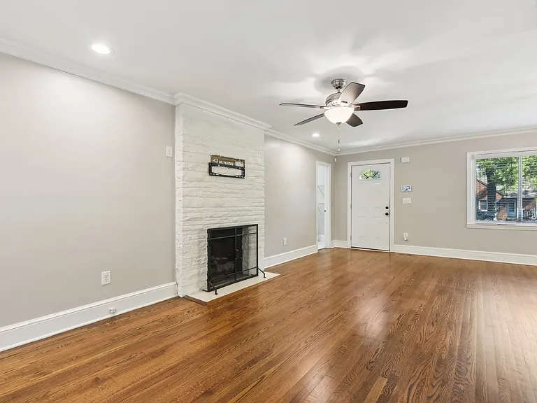 4000 Hiddenbrook Dr — Photo 5