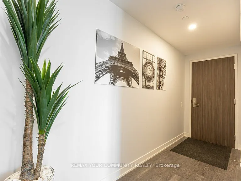 185 Roehampton Ave #1312 — Photo 5