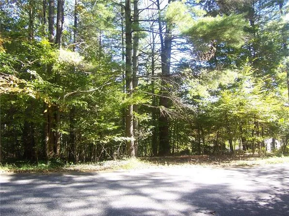 1012 Bramblewood Ct NE, Lenoir, NC 28645