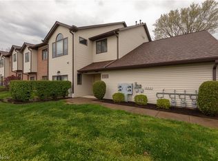 9668 Sylvan Ln, Mentor, OH 44060