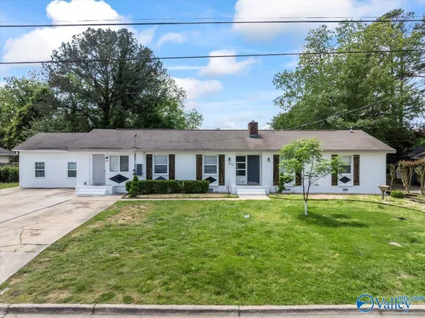 413 Peach Ave, Albertville, AL 35950