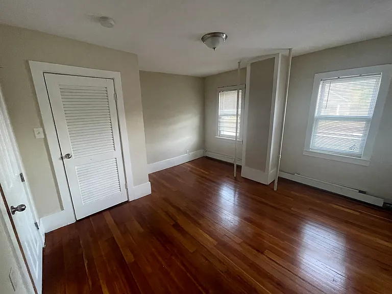 135 Pleasant St #1 — Photo 4