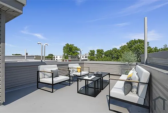 2220 N Franklin St #C — Photo 15