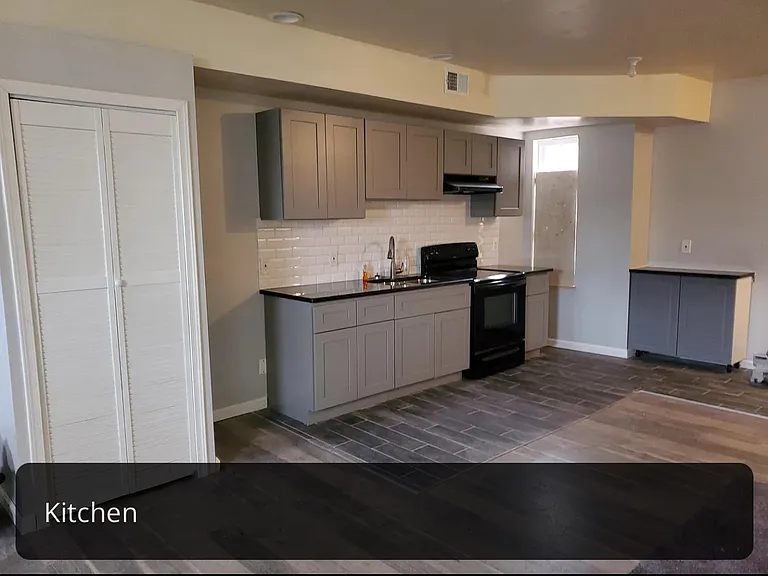 5104 Arch St #2 — Photo 6