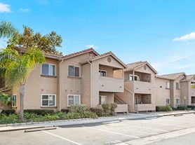 214 Woodland Pkwy
