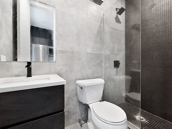 5th image of 110 Madison St #12A