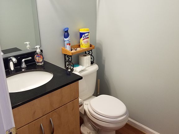 4th image of 1212 Victorian Village Dr