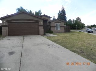 2292 Golden Ave, Clovis, CA 93611