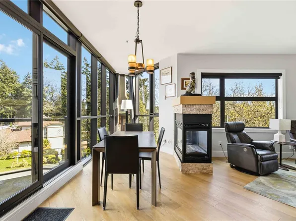 2850 Aldwynd Rd #301, Langford, BC V9B 3S7
