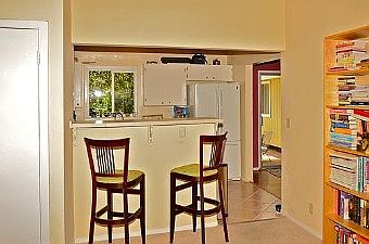 Kitchen :: 4 Odessa Ct.