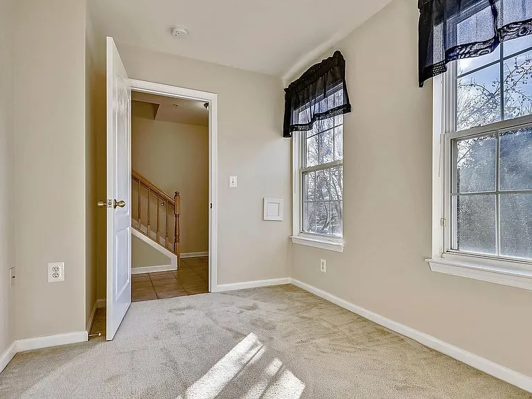 543 Ensemble Ct — Photo 9