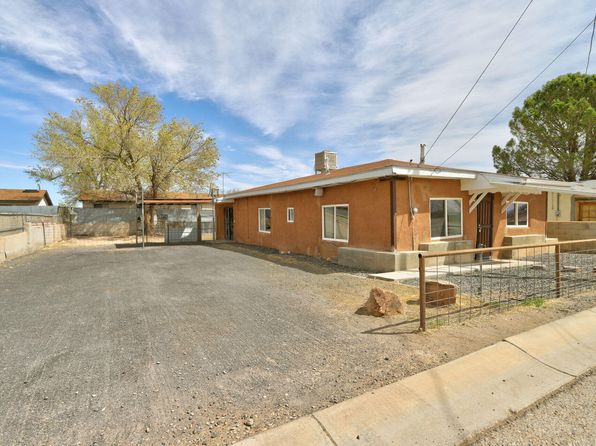 722 Vivian Rd, Belen, NM 87002