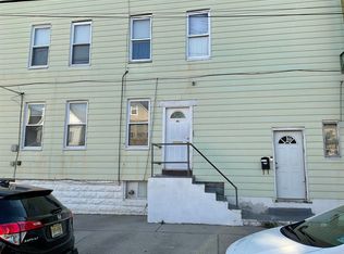 100 W 3rd St #1R, Bayonne, NJ 07002