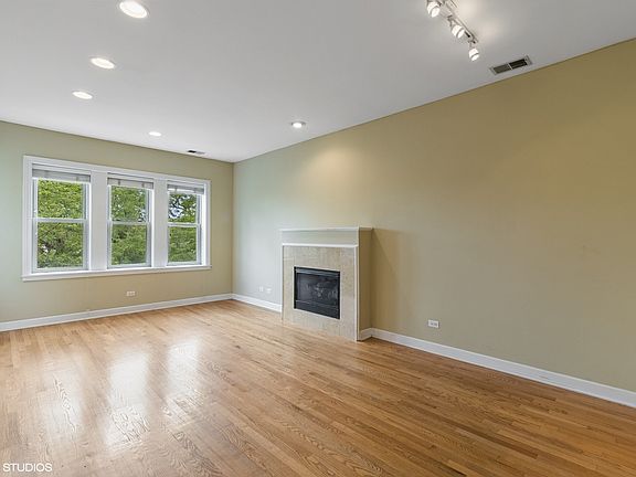 3rd image of 4047 N Kimball Ave #12