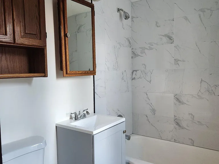 6837 Wicker Ave — Photo 9