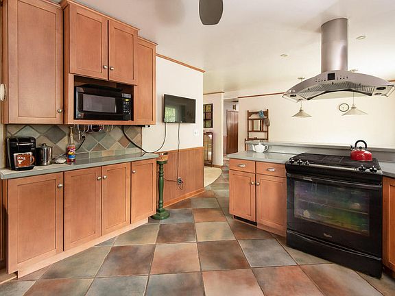 4th image of 6420 Shetland Dr
