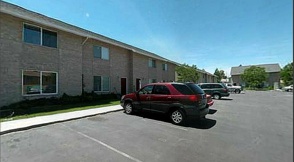 2nd image of 205 N 2050 W