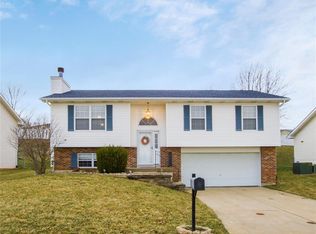 114 McClay Village Dr, Saint Peters, MO 63376