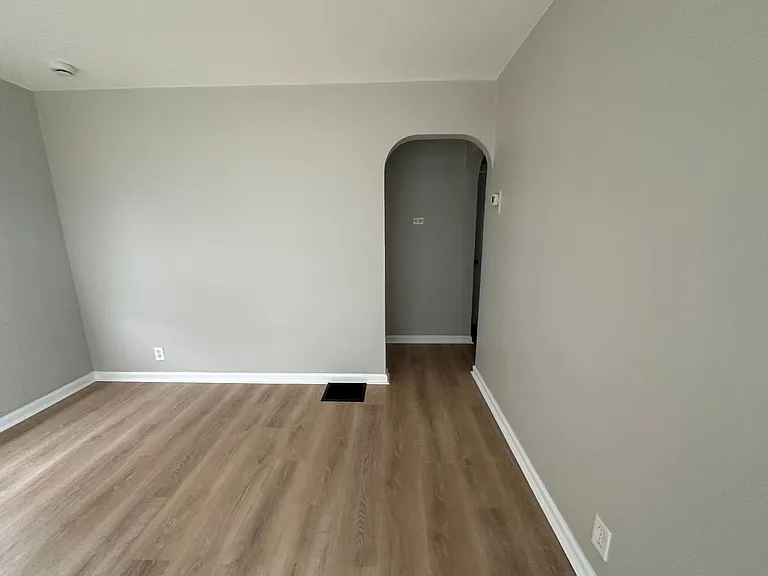 408 S McKinley Ave — Photo 3