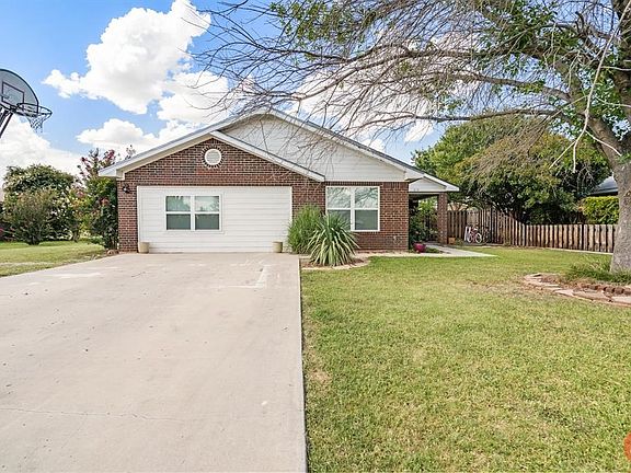 5th image of 614 Longhorn Dr