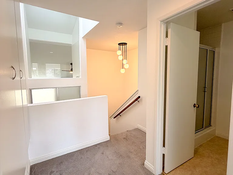 18242 Burbank Blvd #8 — Photo 29