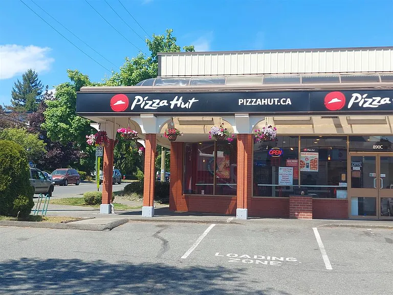 880-890 Esquimalt Rd #880 — Photo 5