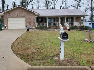 2965 W Manor Dr, Marianna, FL 32446